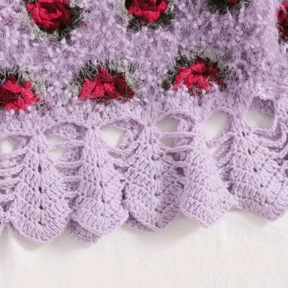 Super cute Rose Flower Fuzzy Knit Sweater - Picture 4 of 6